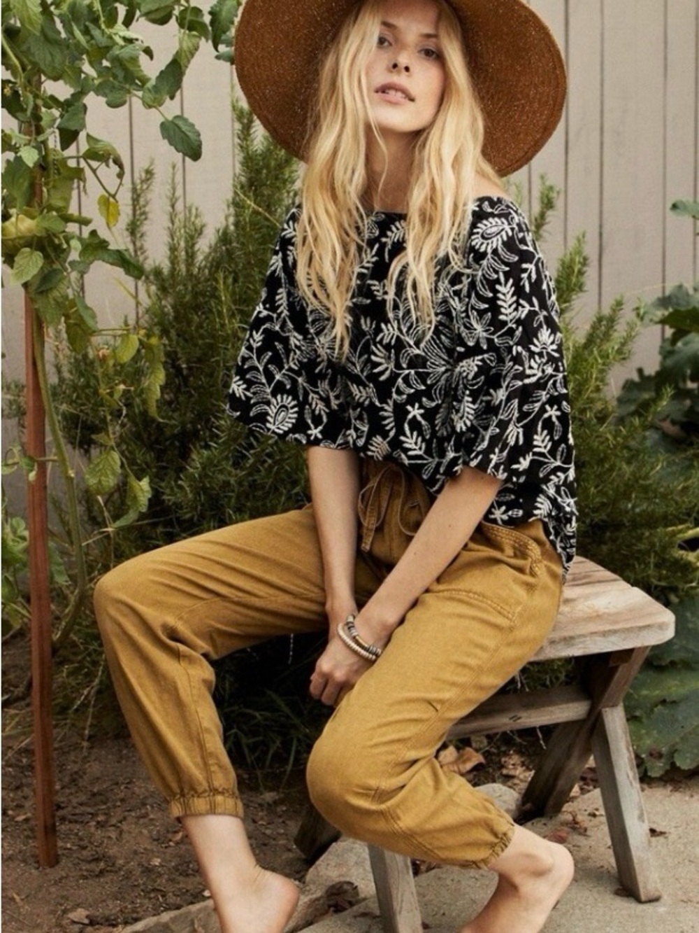 Anthropologie Rhys Utility Joggers Pants Mustard Medium